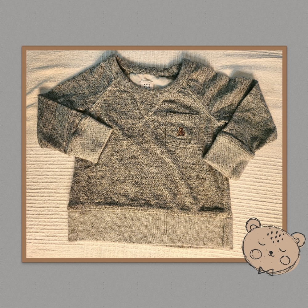 Gap Gender Neutral Gray marled Crewneck Sweatshirt, Size 12- 18 Mos